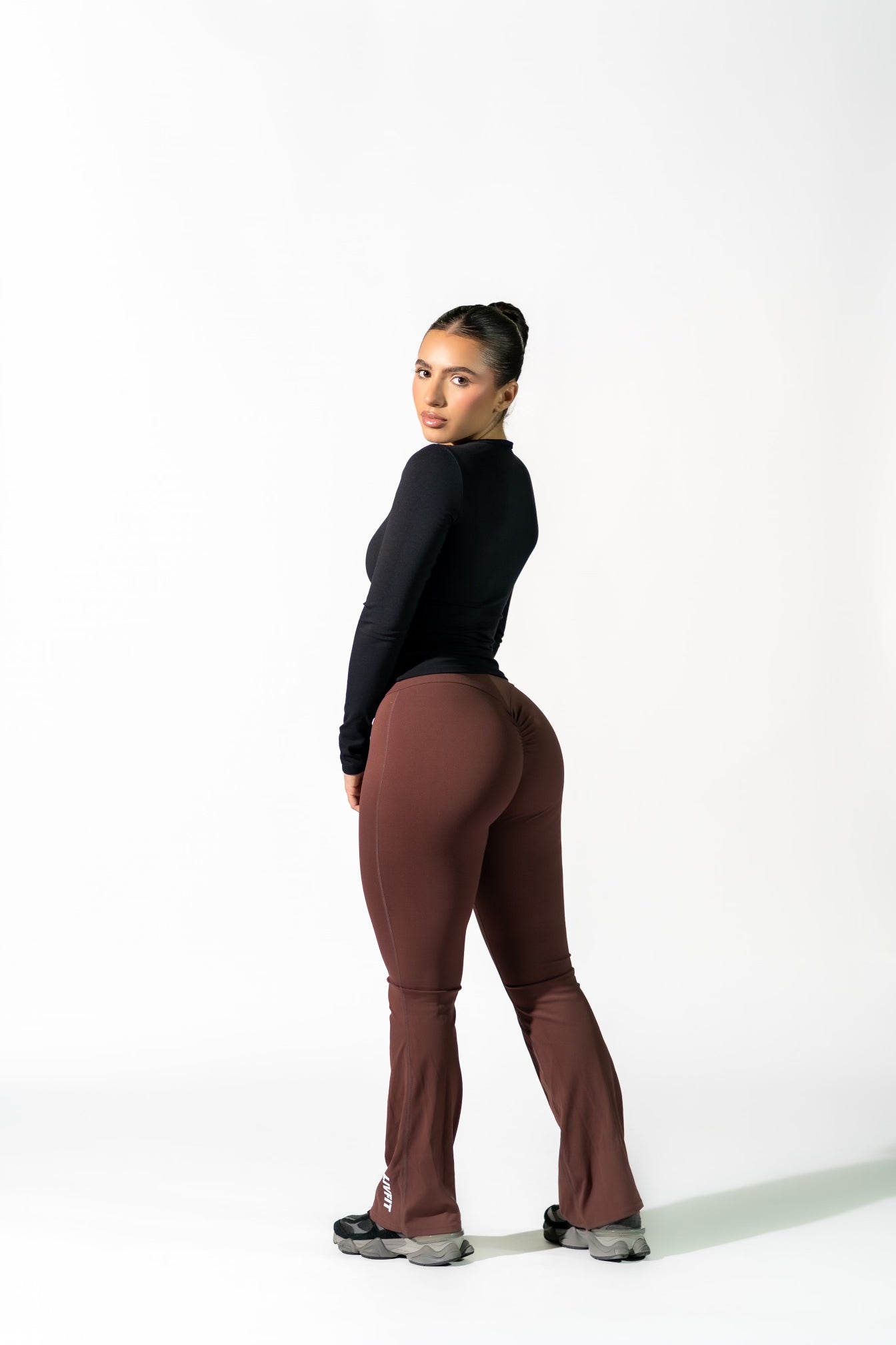 Brown Scrunch-Butt Yoga Pants